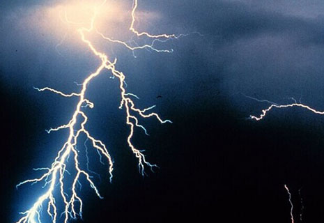 暴雨雷電來(lái)襲 安防監(jiān)控設(shè)備如何抵御？